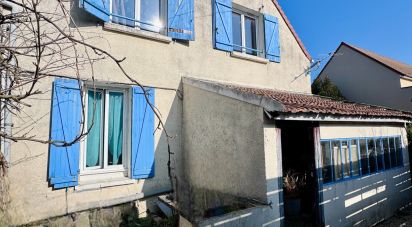 Traditional house 7 rooms of 153 m² in Pont-sur-Yonne (89140)