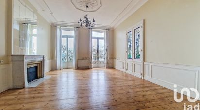 Apartment 5 rooms of 149 m² in Bordeaux (33000)