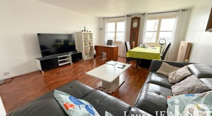 Appartement 4 pièces de 91 m² à Cergy (95000)