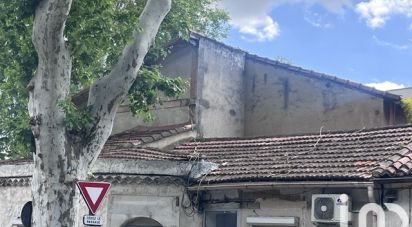 Building in Avignon (84000) of 238 m²