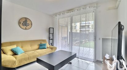 Apartment 3 rooms of 64 m² in La Ciotat (13600)