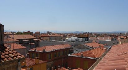 House 11 rooms of 400 m² in Perpignan (66000)