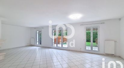 House 6 rooms of 150 m² in Bailly-Romainvilliers (77700)