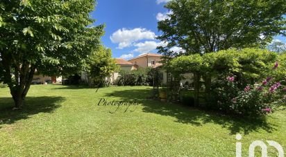 House 7 rooms of 294 m² in Chauvigny (86300)