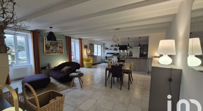 Longere 5 rooms of 256 m² in SAINT-PIERRE-LA-NOUE (17700)