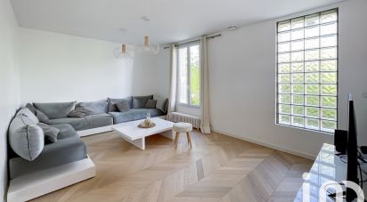 Maison traditionnelle 6 pièces de 132 m² à Montfermeil (93370)