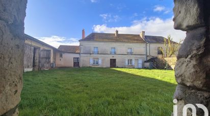 Longere 5 rooms of 146 m² in Saint-Gervais-les-Trois-Clochers (86230)