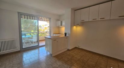 Apartment 1 room of 24 m² in Saint-Raphaël (83700)