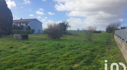 Land of 3,618 m² in Aulnay (17470)