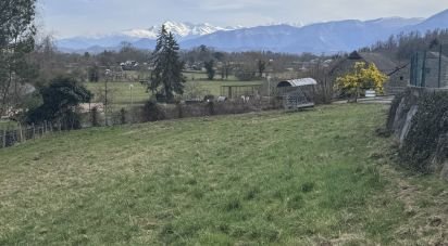 Terrain de 2 292 m² à Bourdettes (64800)