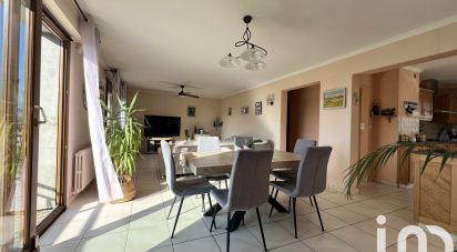 Maison 10 pièces de 233 m² à Chamoux-sur-Gelon (73390)