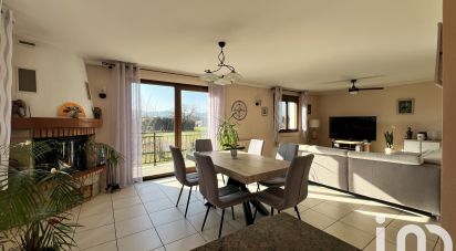 Maison 10 pièces de 233 m² à Chamoux-sur-Gelon (73390)