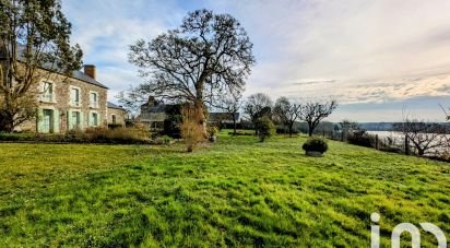 Maison traditionnelle 7 pièces de 221 m² à Marcillé-Robert (35240)