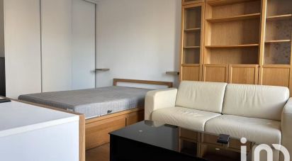 Apartment 1 room of 30 m² in Ivry-sur-Seine (94200)