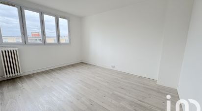 Apartment 3 rooms of 52 m² in Les Pavillons-sous-Bois (93320)