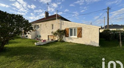 Traditional house 6 rooms of 132 m² in Saint-André-de-l'Eure (27220)