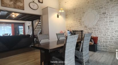 House 5 rooms of 115 m² in Les Baux-Sainte-Croix (27180)