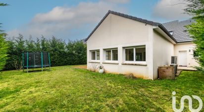 Pavilion 7 rooms of 245 m² in Chevigny-Saint-Sauveur (21800)