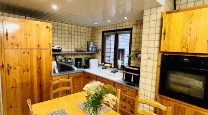 House 5 rooms of 105 m² in Carvin (62220)