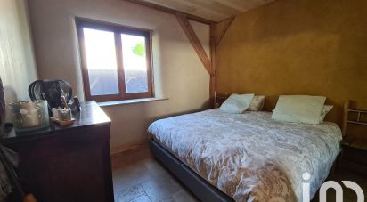 Pavilion 4 rooms of 82 m² in Saintes (17100)