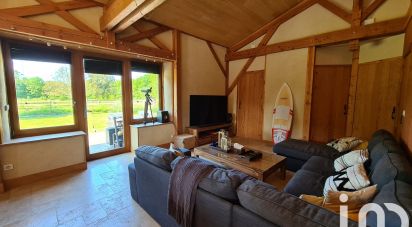 Pavilion 4 rooms of 82 m² in Saintes (17100)