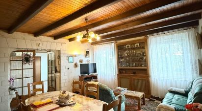 Traditional house 5 rooms of 177 m² in Coiffy-le-Haut (52400)