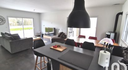 Maison 4 pièces de 98 m² à Villevocance (07690)