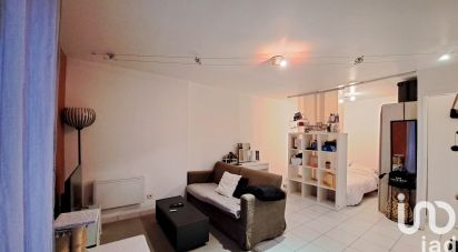 Apartment 1 room of 35 m² in Villefranche-sur-Saône (69400)