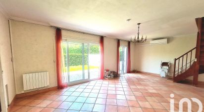 Maison 7 pièces de 150 m² à Maurepas (78310)