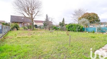 Land of 252 m² in Pierrelaye (95480)