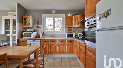 Traditional house 7 rooms of 145 m² in Grézieu-la-Varenne (69290)