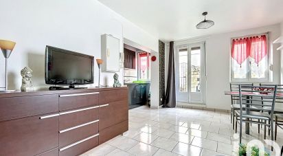 Studio 1 room of 34 m² in Châlons-en-Champagne (51000)