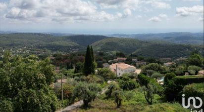 Land of 1,302 m² in Tourrettes-sur-Loup (06140)