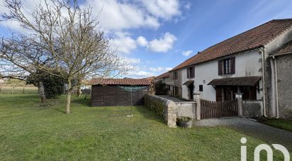 Maison traditionnelle 7 pièces de 220 m² à Amailloux (79350)