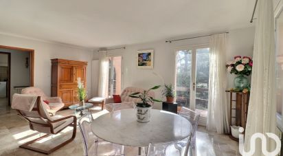 Traditional house 6 rooms of 140 m² in Saint-Julien (83560)