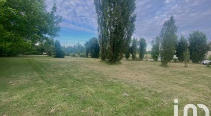 Land of 1,000 m² in Montauban (82000)