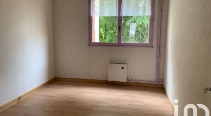 Apartment 3 rooms of 69 m² in Sens (89100)