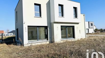 Architect house 5 rooms of 145 m² in Sausheim (68390)