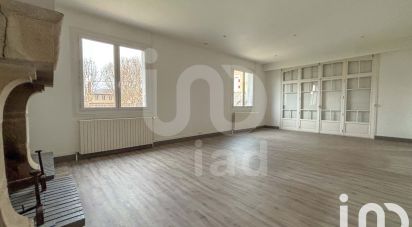 House 5 rooms of 142 m² in Montluçon (03100)