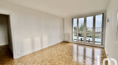 Apartment 3 rooms of 66 m² in Chilly-Mazarin (91380)