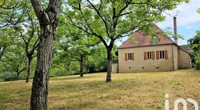 Traditional house 7 rooms of 145 m² in Autoire (46400)