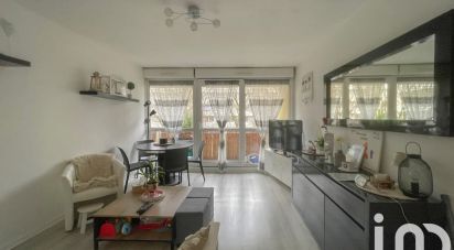 Apartment 3 rooms of 62 m² in Reims (51100)