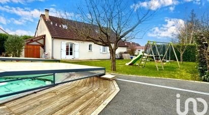 Pavillon 6 pièces de 107 m² à Lissay-Lochy (18340)