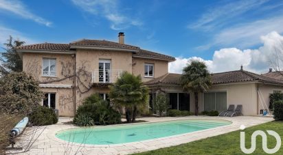 House 8 rooms of 226 m² in Grézieu-la-Varenne (69290)