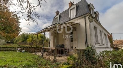 House 8 rooms of 181 m² in Thiverval-Grignon (78850)