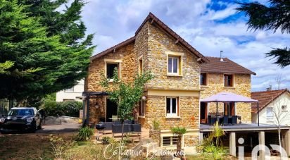 Architectural house 10 rooms of 265 m² in Viry-Châtillon (91170)