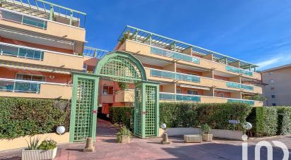 Apartment 4 rooms of 93 m² in Saint-Raphaël (83700)