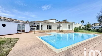 House 5 rooms of 218 m² in GRAU D'AGDE (34300)