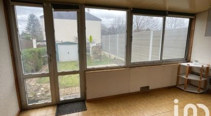 Pavillon 4 pièces de 105 m² à Saint-Jean-de-la-Ruelle (45140)