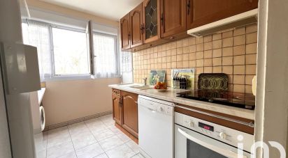 Apartment 3 rooms of 56 m² in Aubergenville (78410)